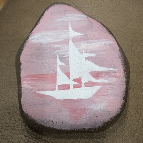 AngelArt Studio 🇨🇦 Other - 🇨🇦 NWT Pink Sailing Garden Rock